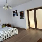 Adonis Casa de hóspedes 4*