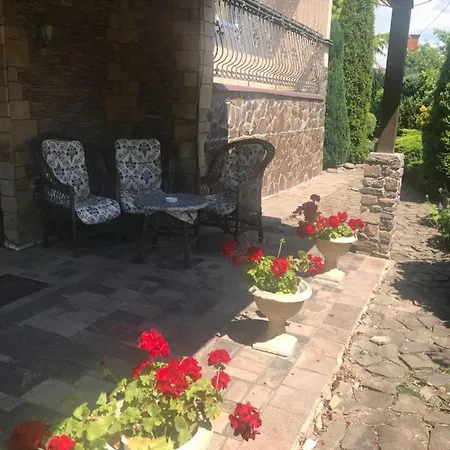 Adonis Guest house 4*