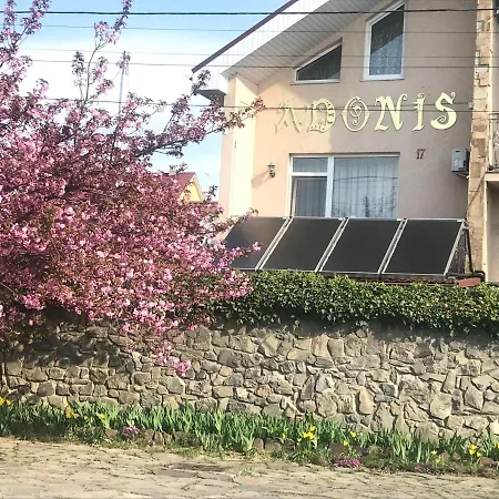 Adonis 4*