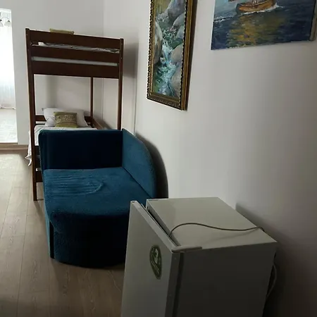 Adonis بيت ضيافة