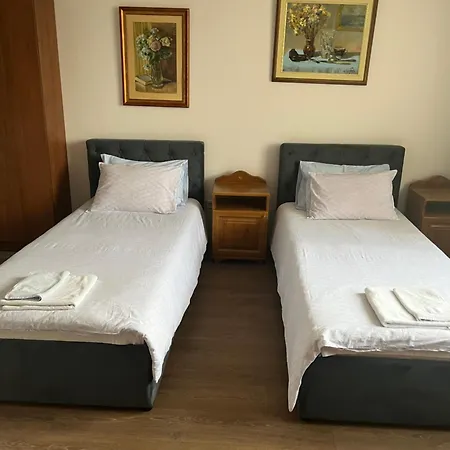 Adonis Гостевой дом 4*