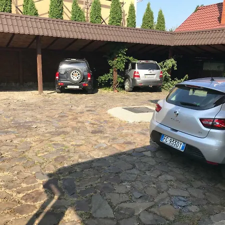 Гостевой дом Adonis 4*